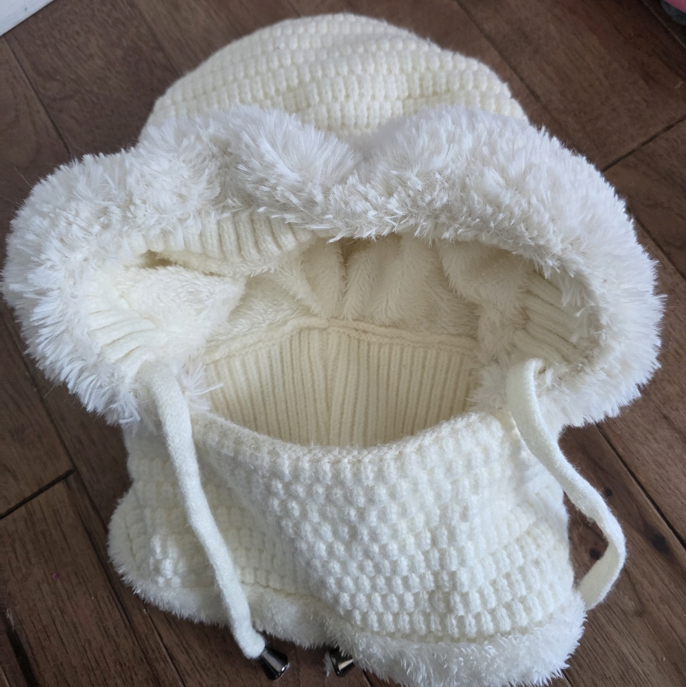 Cream Knit Faux-Fur Hooded Balaclava with Drawstrings
